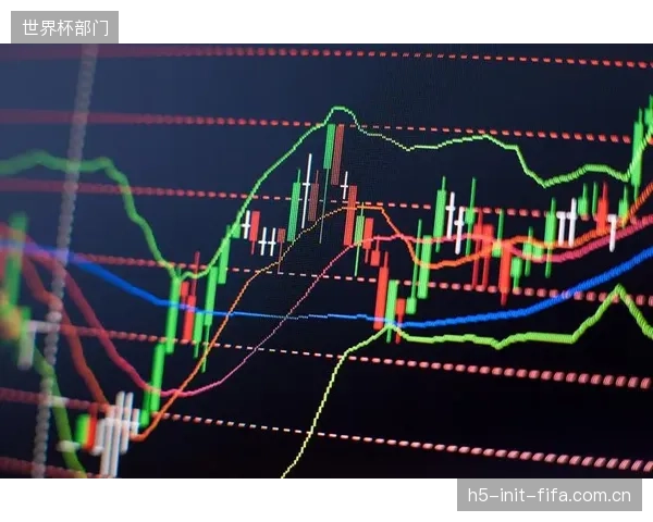 柯穆尔在德甲幻想经理游戏中价格低廉，但其潜在的成长性使其成为值得关注的投资对象。